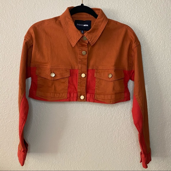 Fashion Nova Crop Denim Jacket Small NWT - Picture 2 of 9